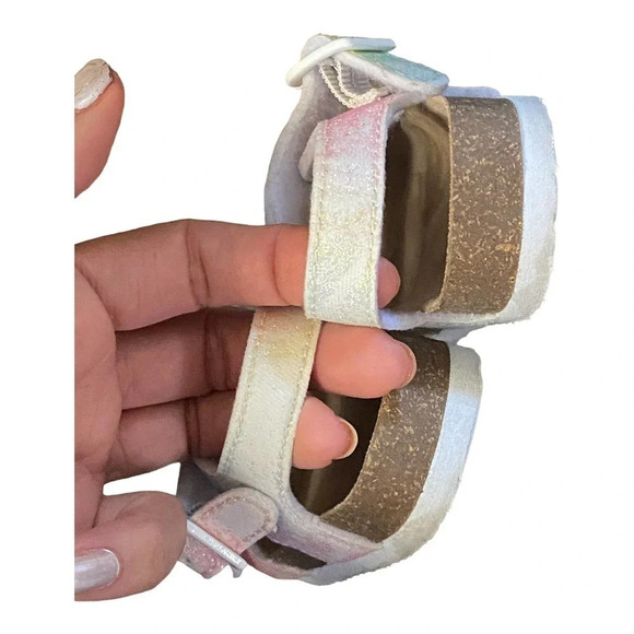 The Childrens Place Girls Sandals Size 5 Glitter Buckle Closure Summer Shoes - Picture 8 of 10